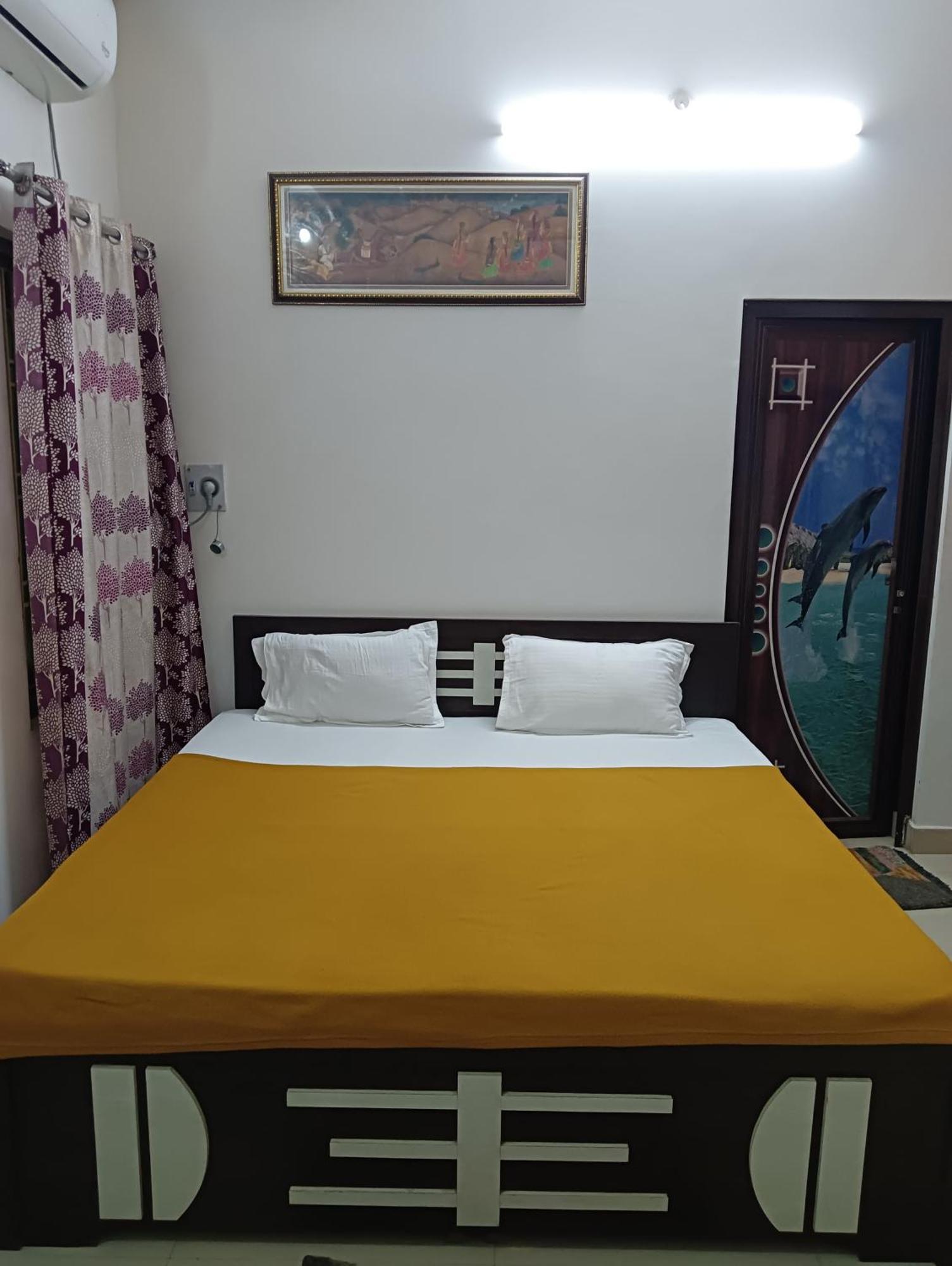 Varuna Palace Varanasi , Near Mandir & Ghat'S Bagian luar foto